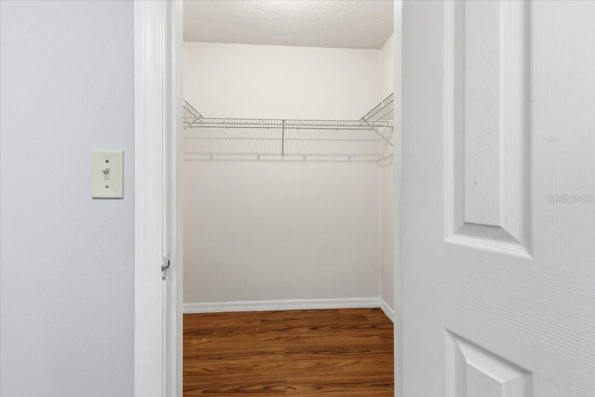 Image 20 of 23 For 10340 Kidron Avenue B