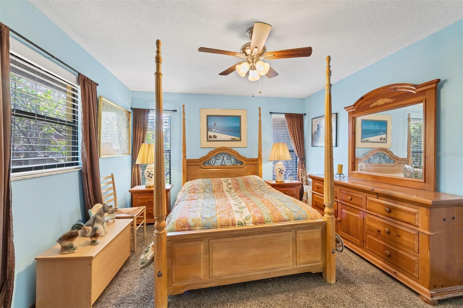 Image 22 of 35 For 521 Artists Avenue