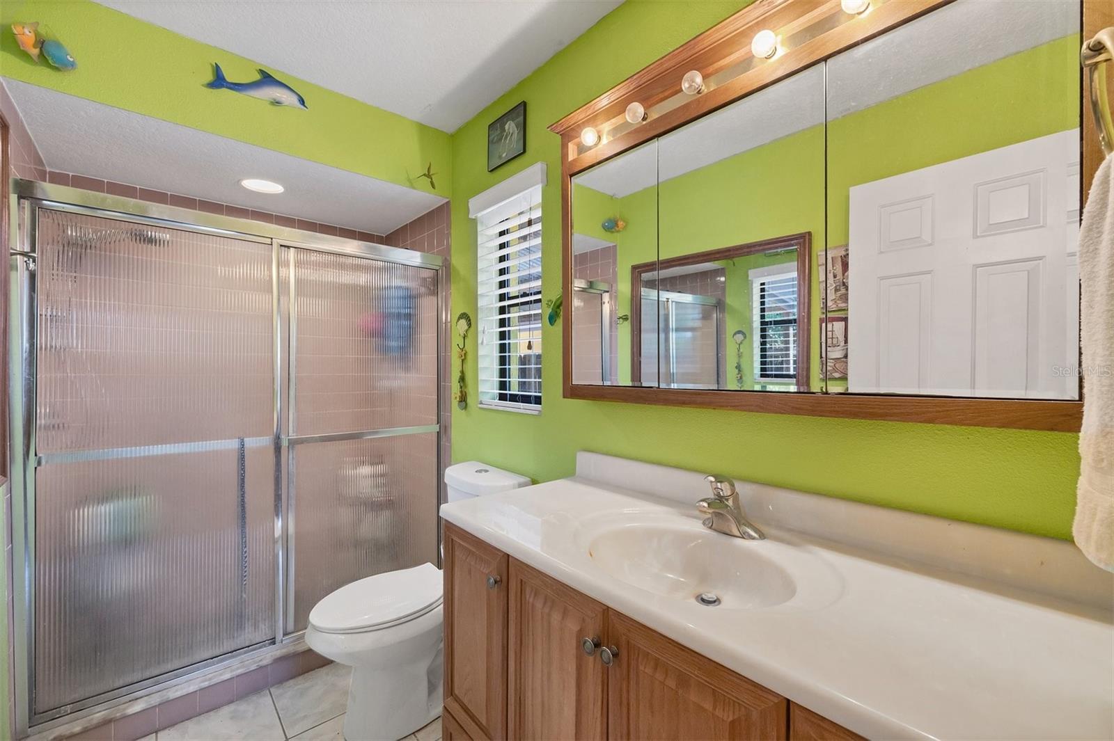 Image 23 of 35 For 521 Artists Avenue