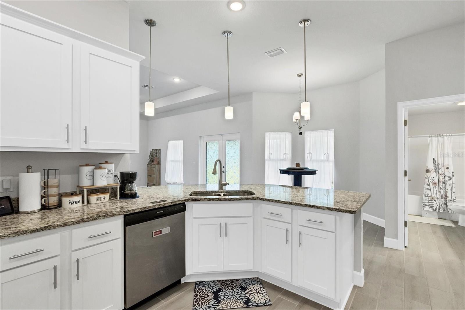 Image 13 of 61 For 14368 Overlook Avenue