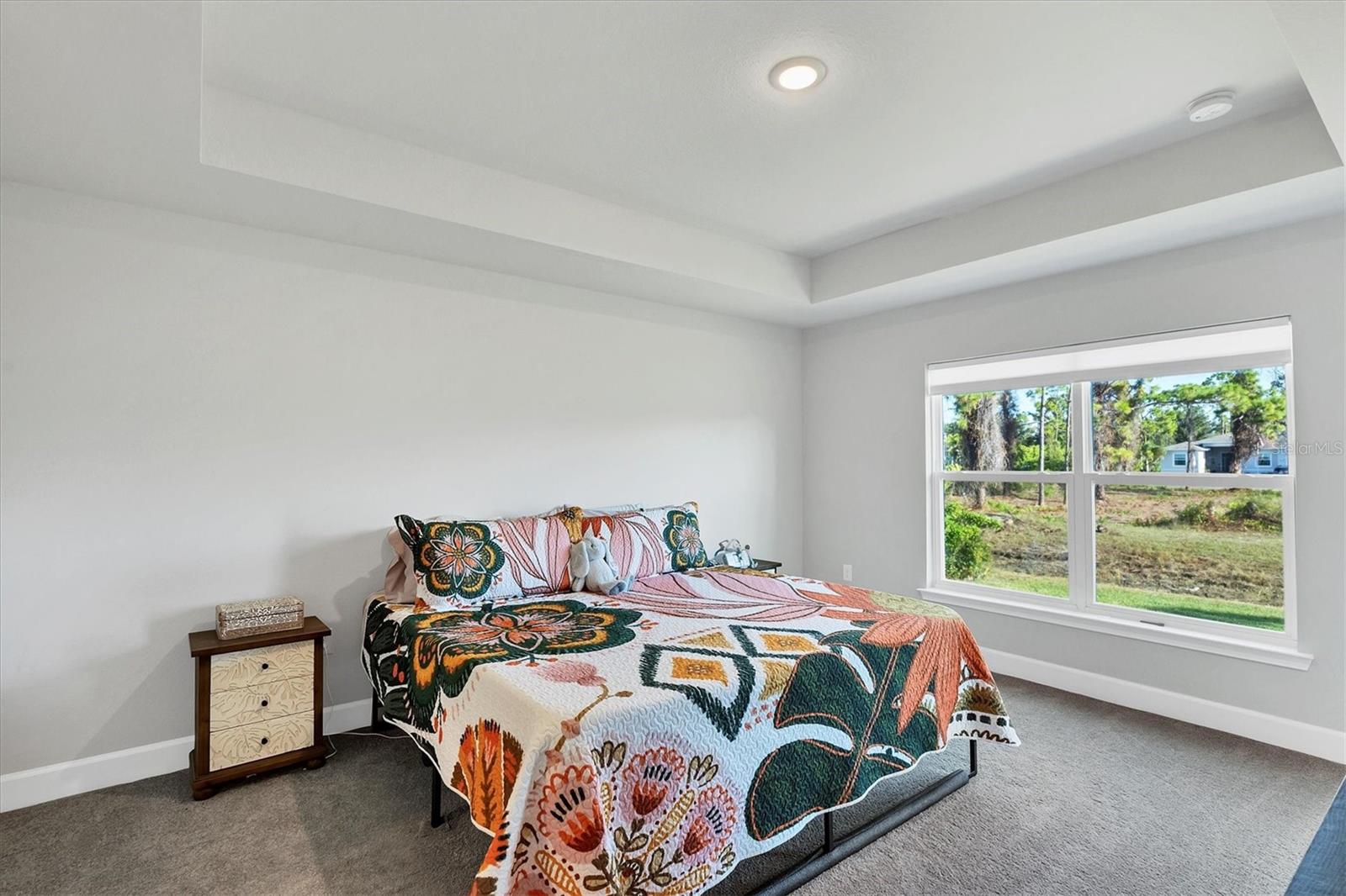 Image 17 of 61 For 14368 Overlook Avenue