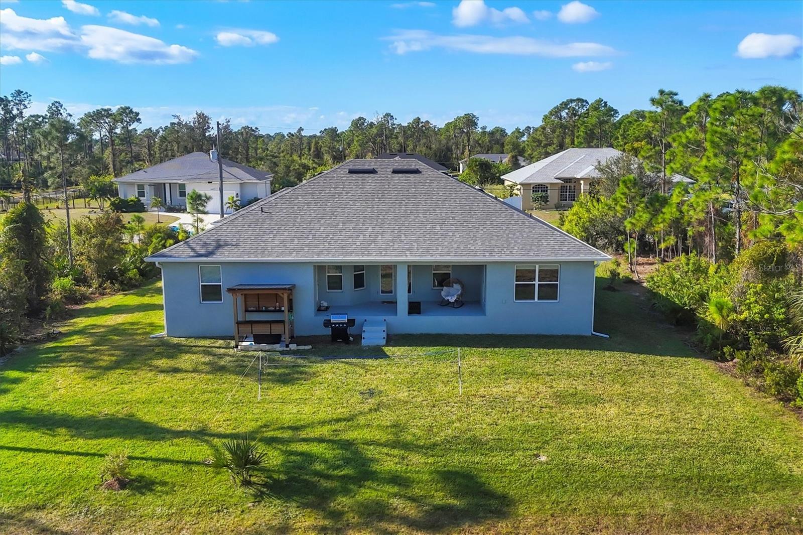 Image 37 of 61 For 14368 Overlook Avenue