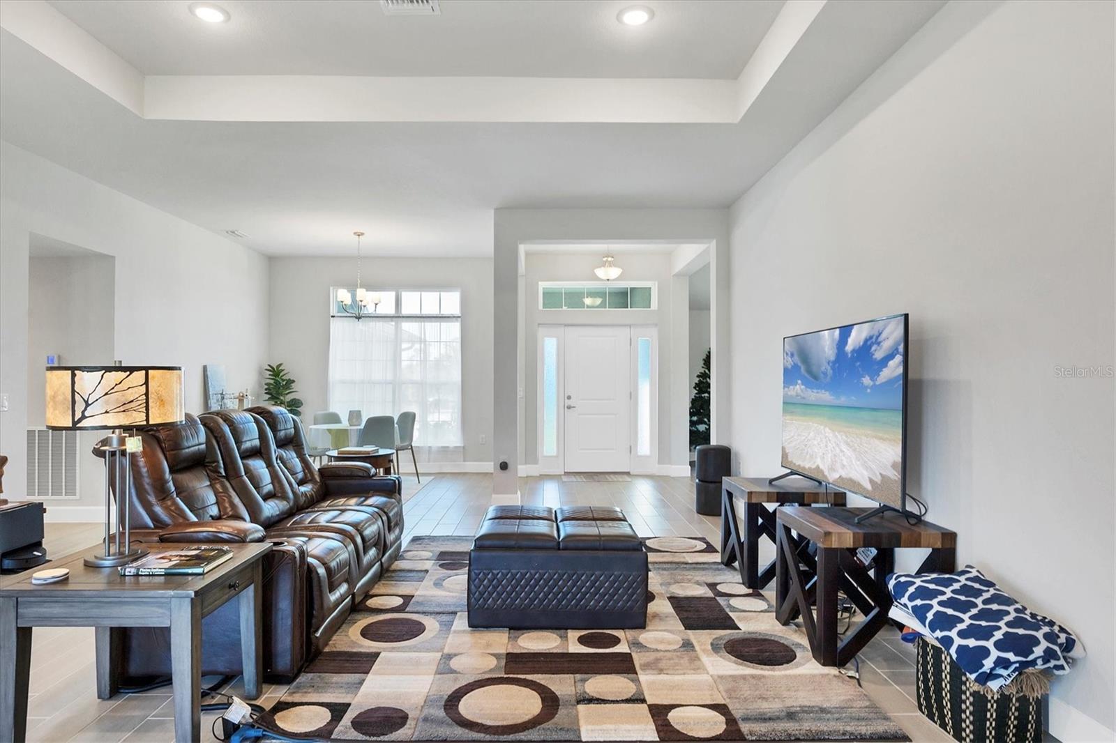 Image 9 of 61 For 14368 Overlook Avenue