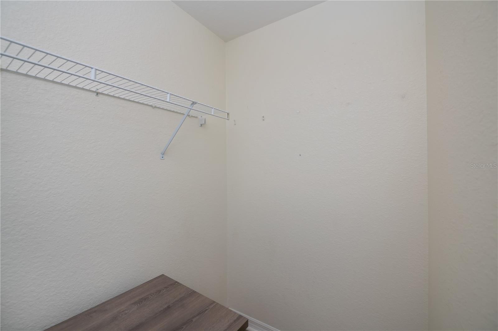 Image 26 of 75 For 271 Annapolis Lane