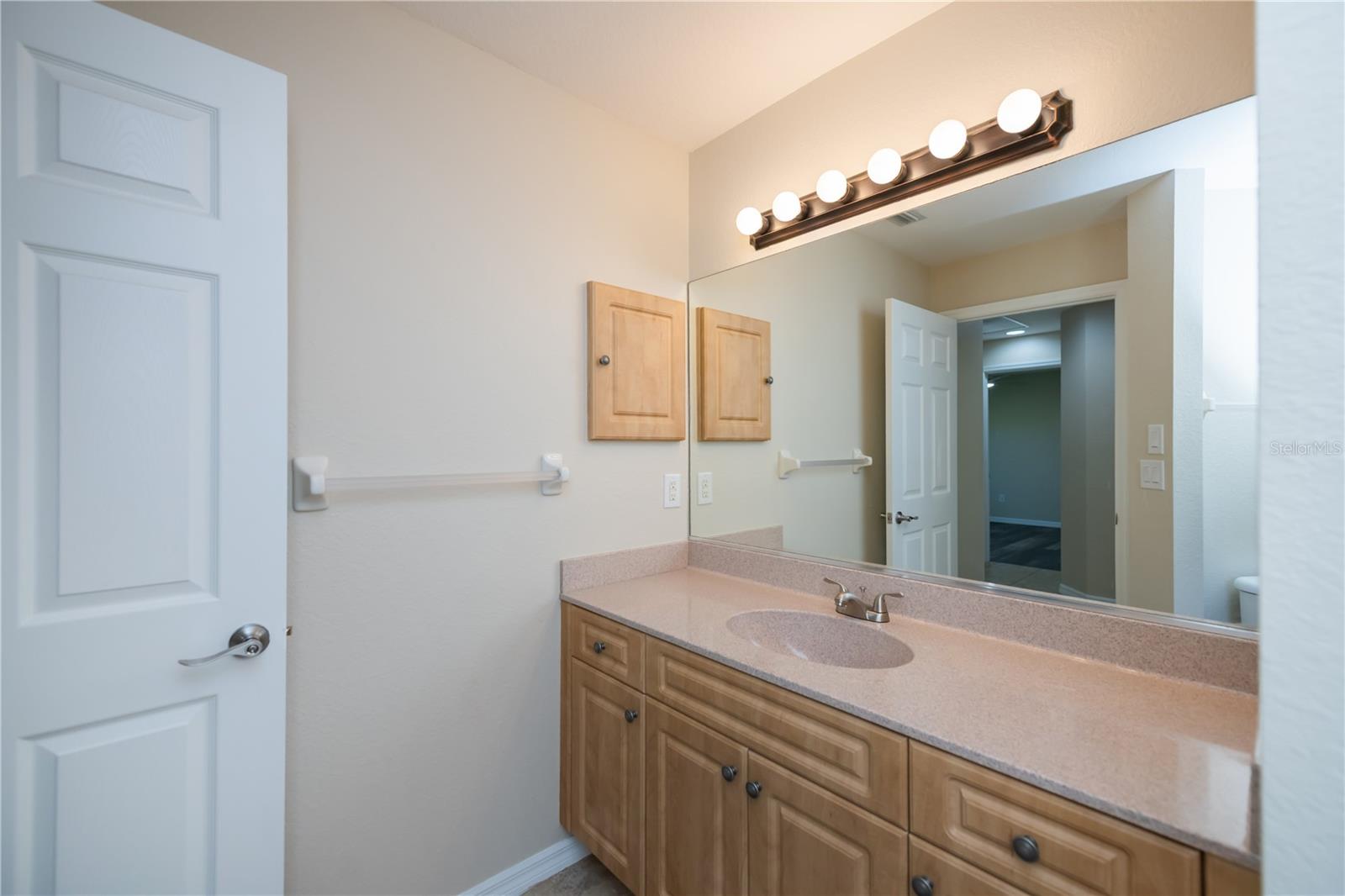 Image 30 of 75 For 271 Annapolis Lane