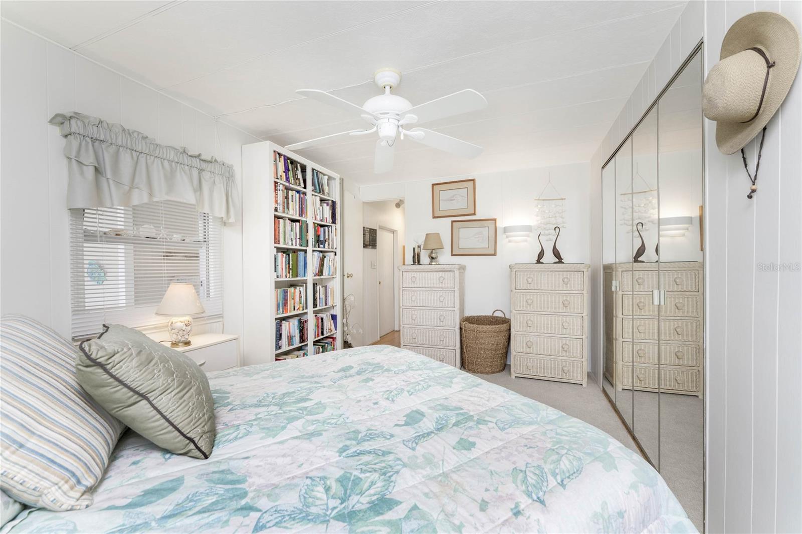 Image 14 of 44 For 1315 Flamingo Drive