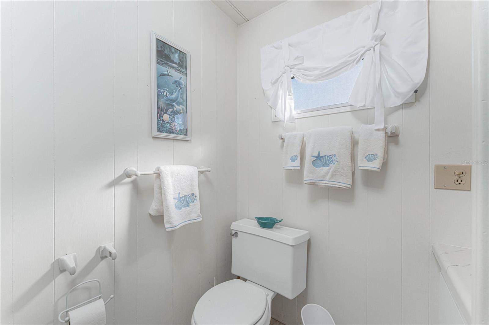 Image 20 of 44 For 1315 Flamingo Drive