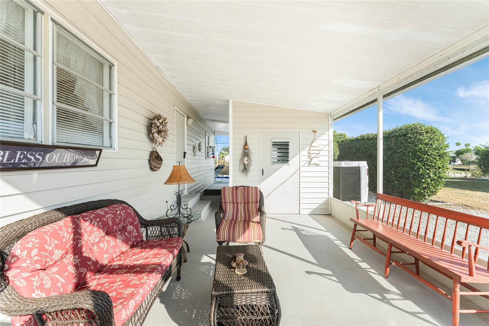 Image 24 of 44 For 1315 Flamingo Drive