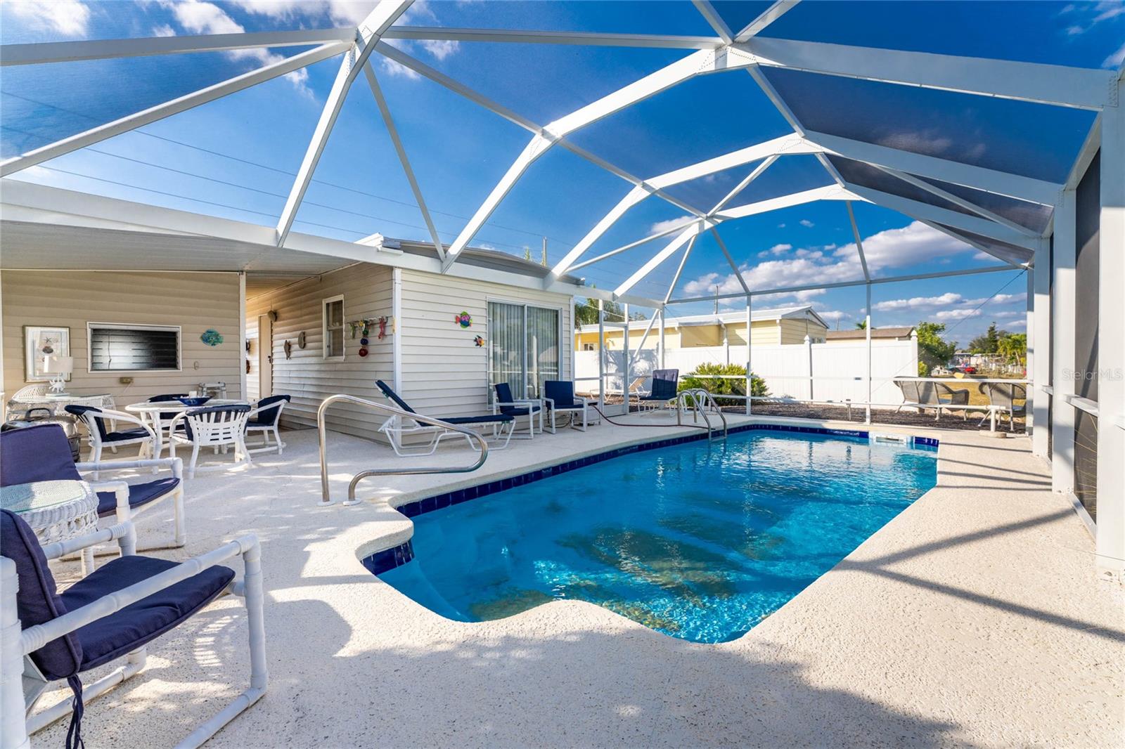 Image 29 of 44 For 1315 Flamingo Drive