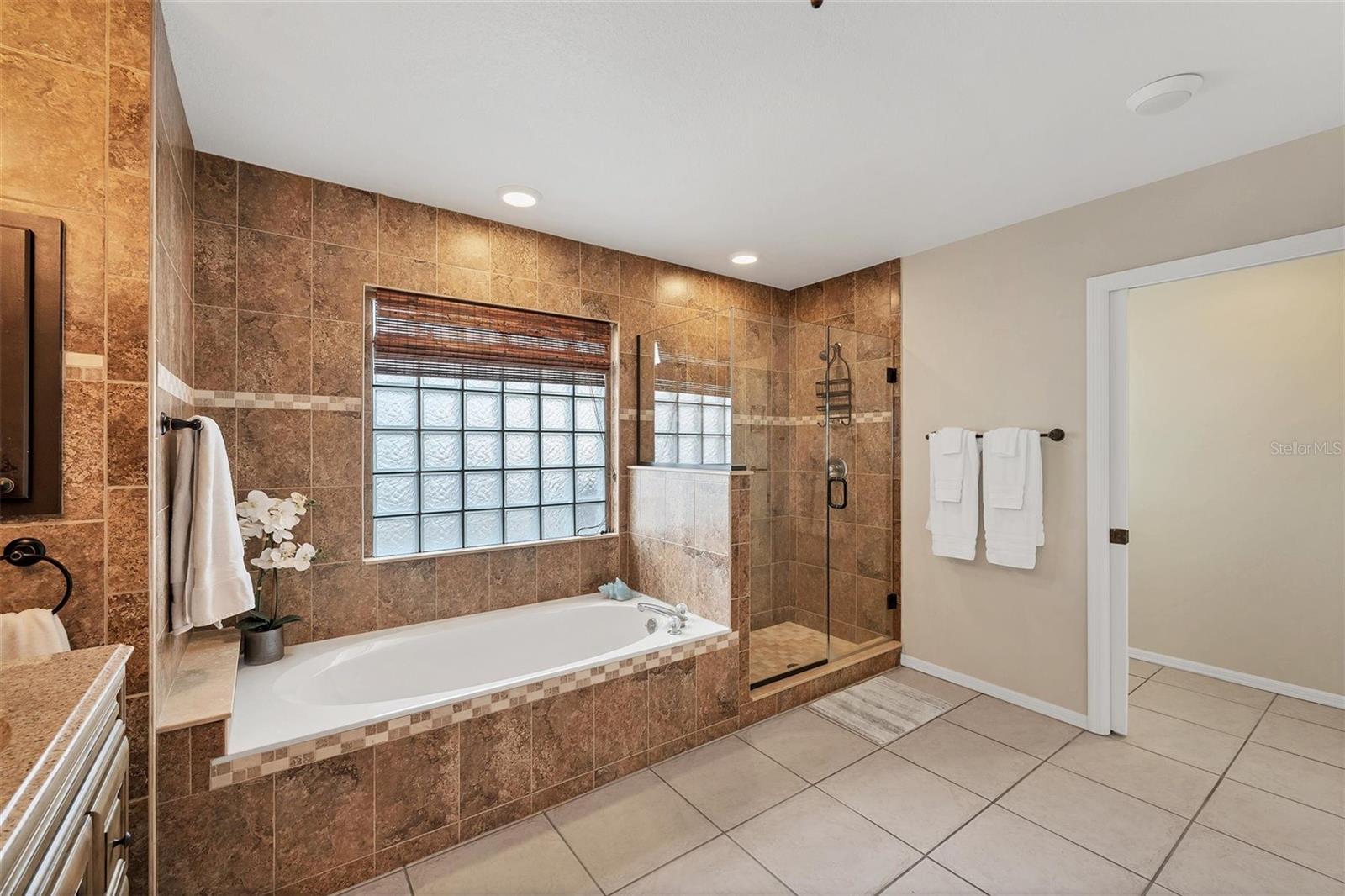 Image 19 of 38 For 11 Amberjack Terrace