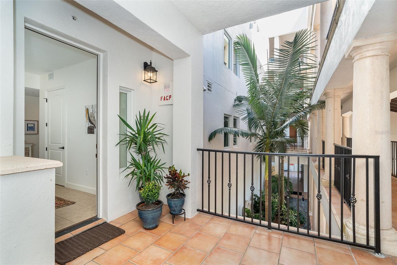 Image 5 of 55 For 11220 Hacienda Del Mar Boulevard 203