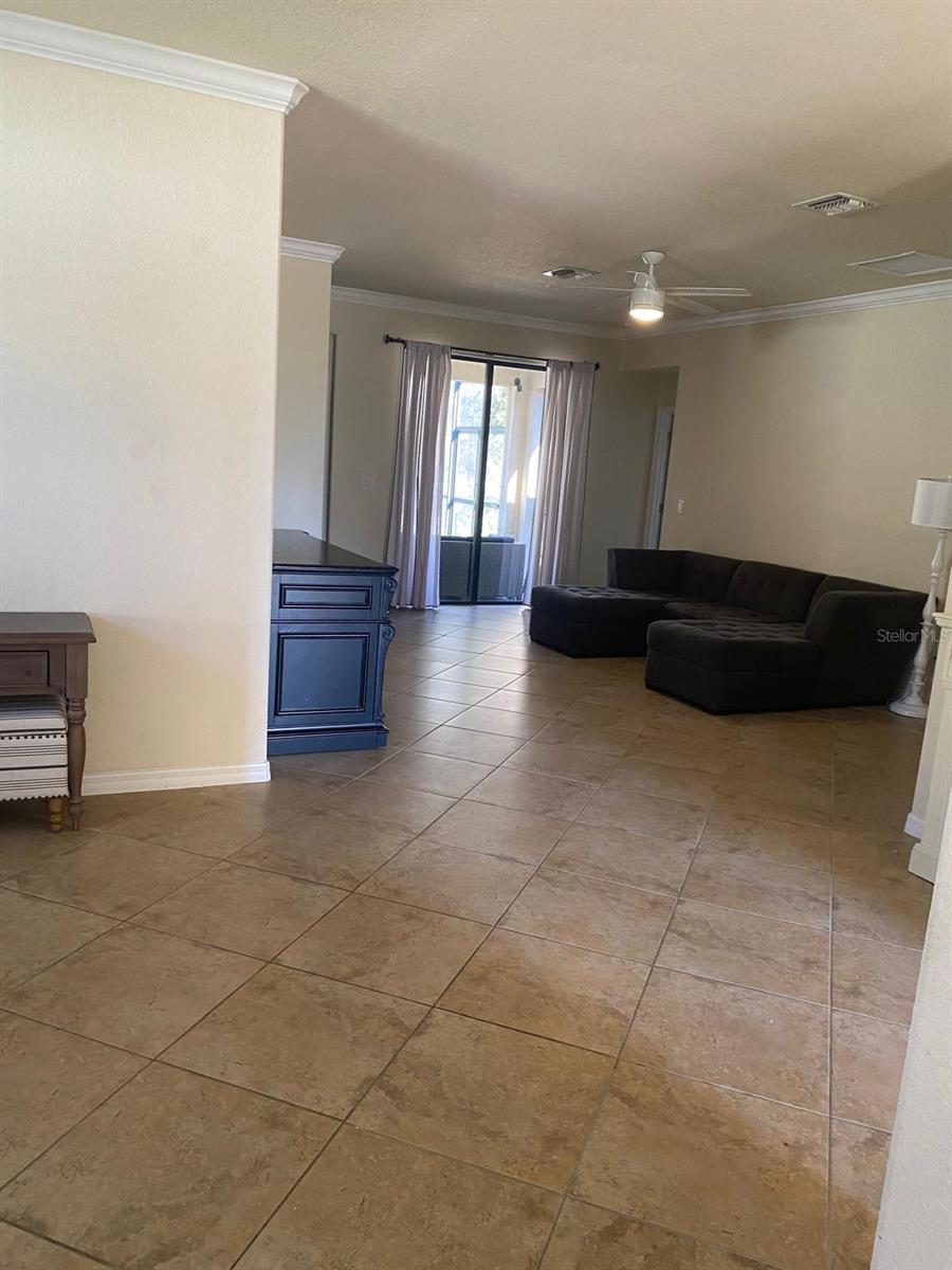 Image 8 of 23 For 12792 Richezza Drive