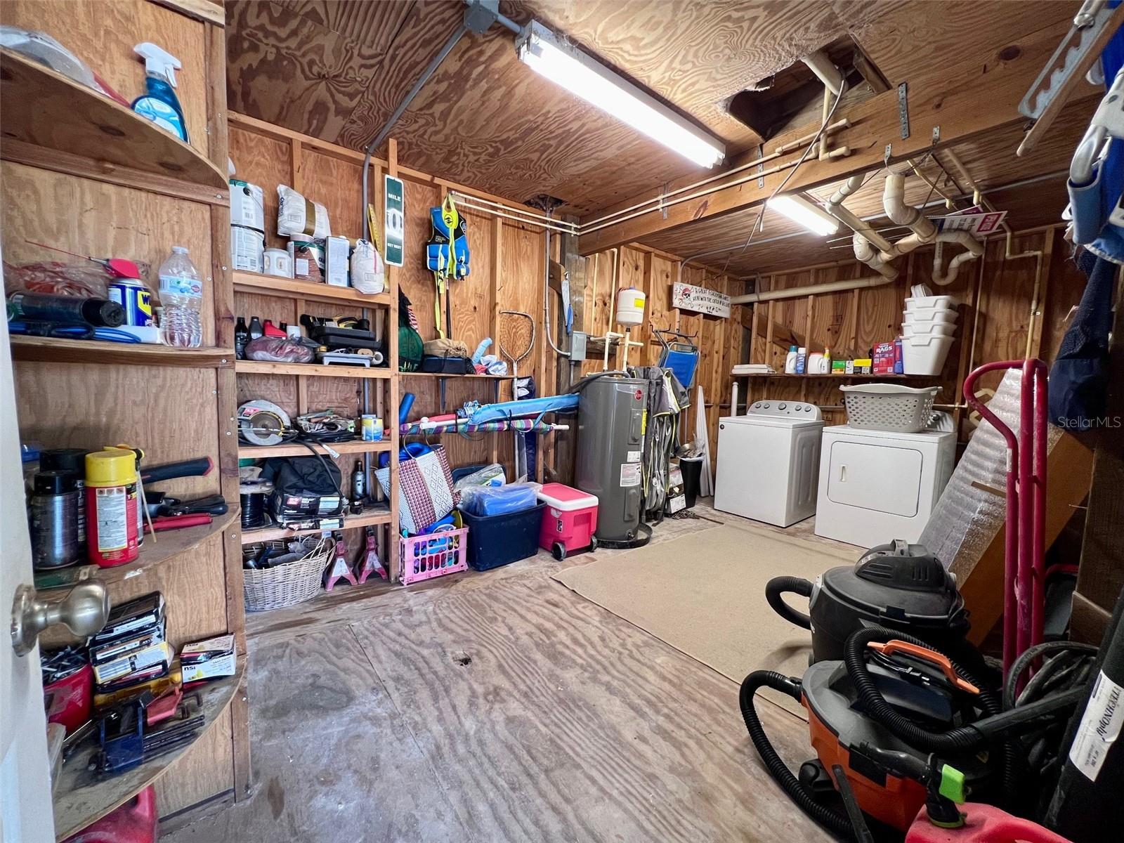 Image 12 of 49 For 9568 Buccaneer Trail