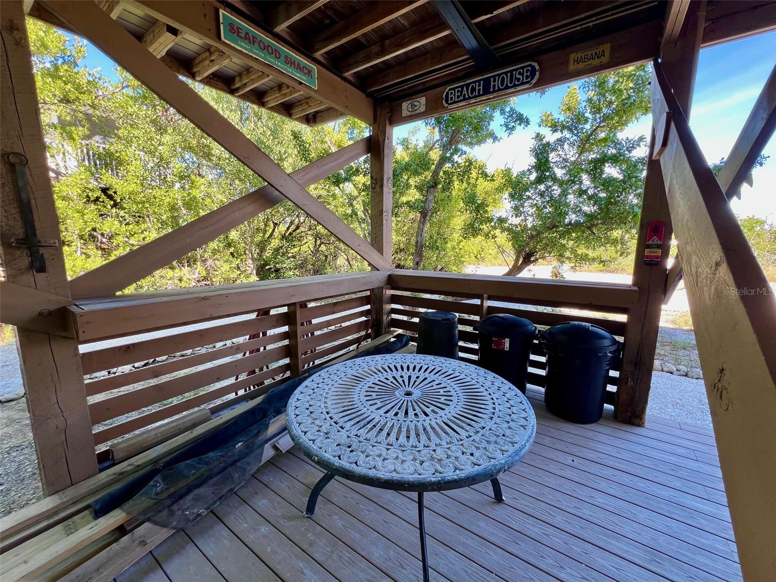 Image 13 of 49 For 9568 Buccaneer Trail