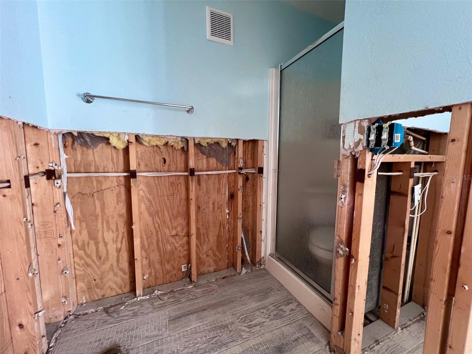 Image 19 of 49 For 9568 Buccaneer Trail