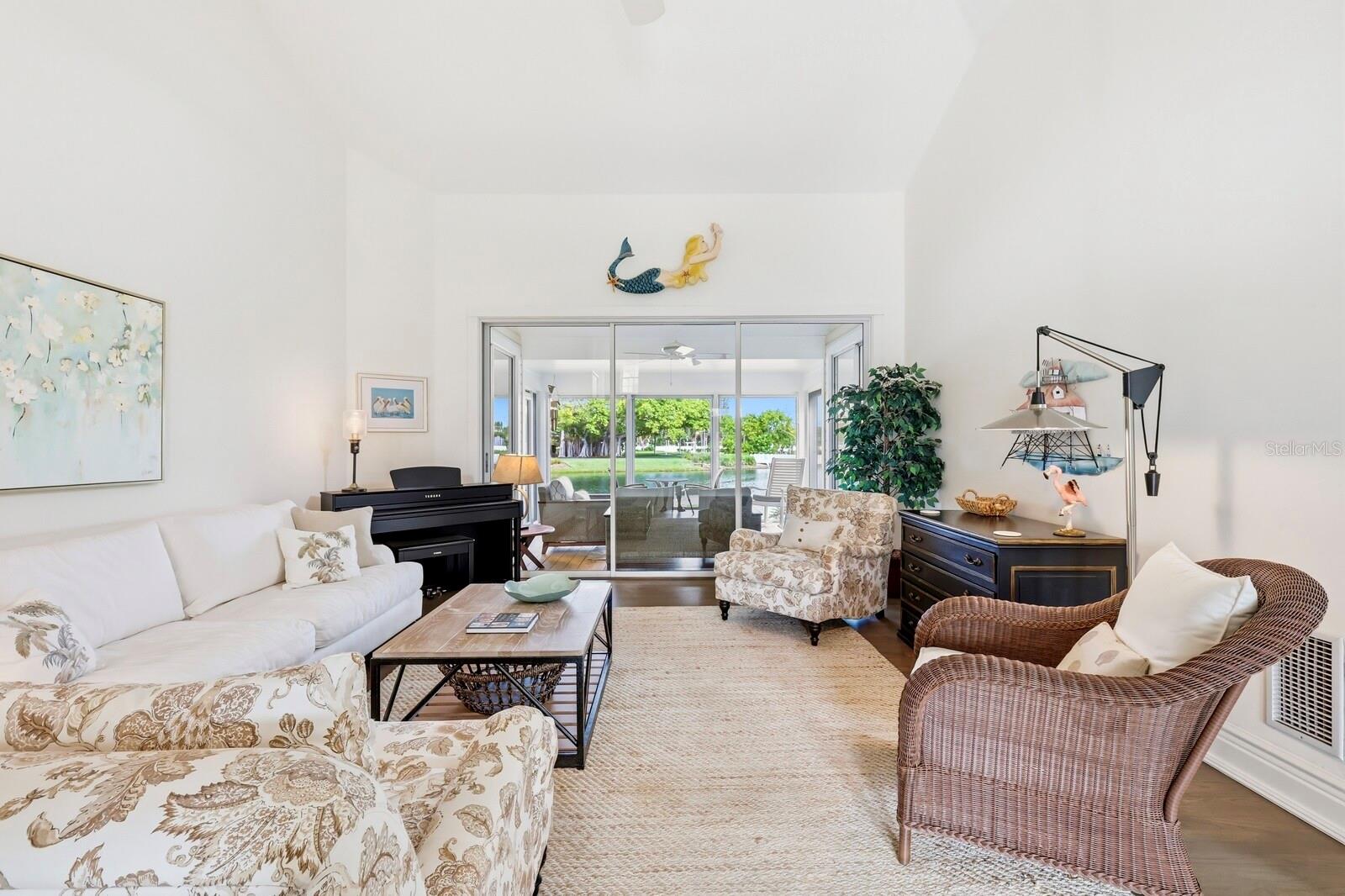 Image 2 of 71 For 182 Carrick Bend Lane