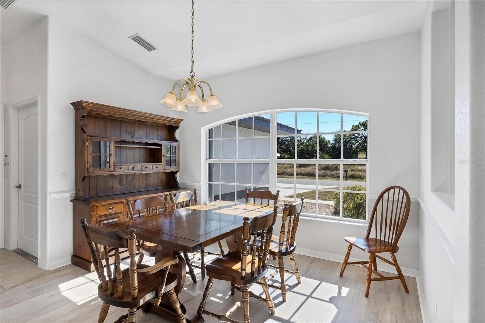 Image 11 of 55 For 13462 Chenille Drive