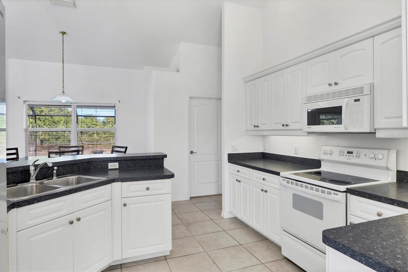 Image 15 of 55 For 13462 Chenille Drive