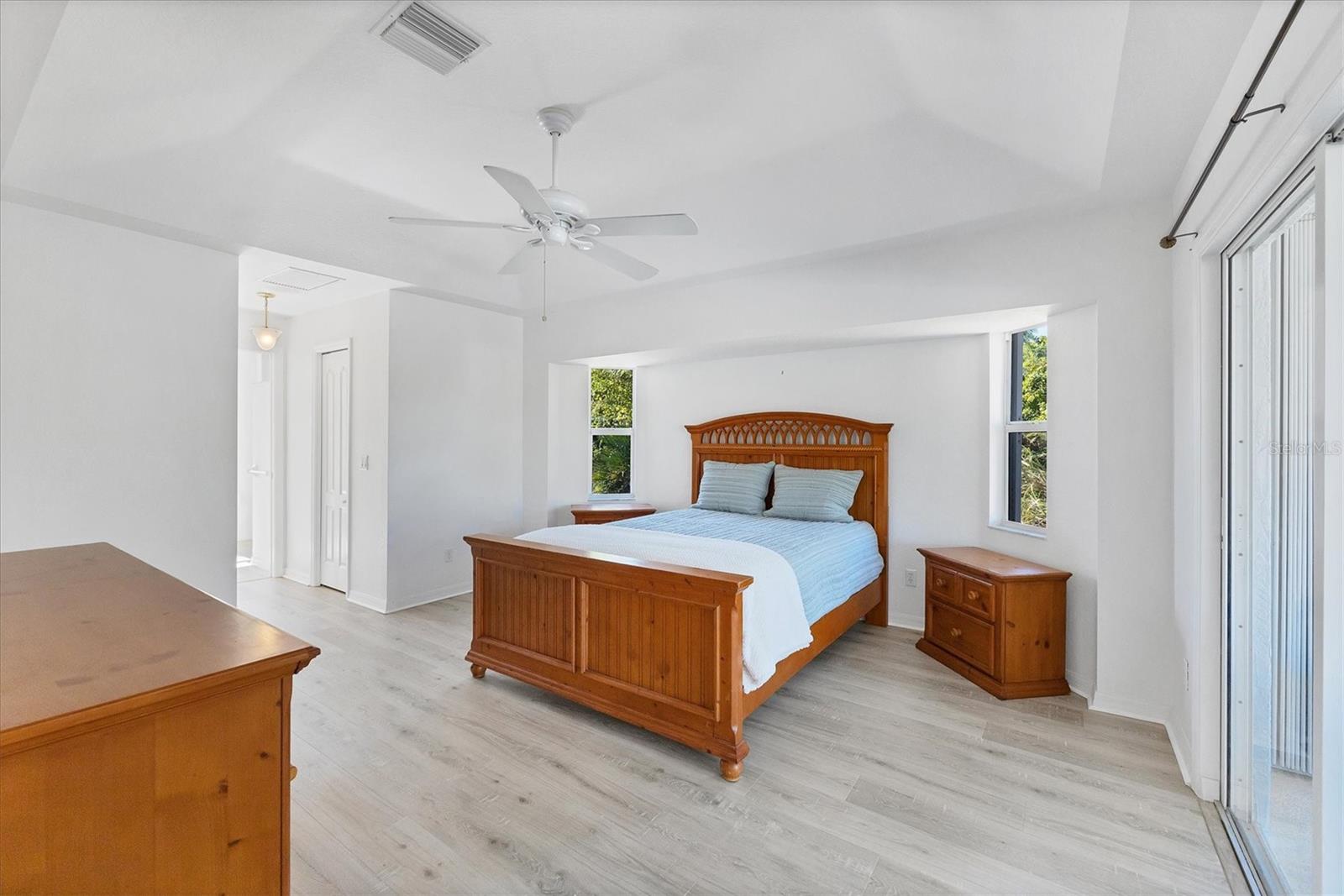 Image 18 of 55 For 13462 Chenille Drive