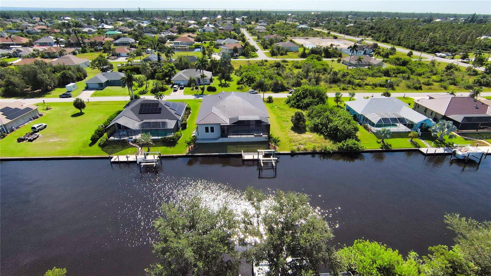 Image 5 of 65 For 9222 Rosebud Circle