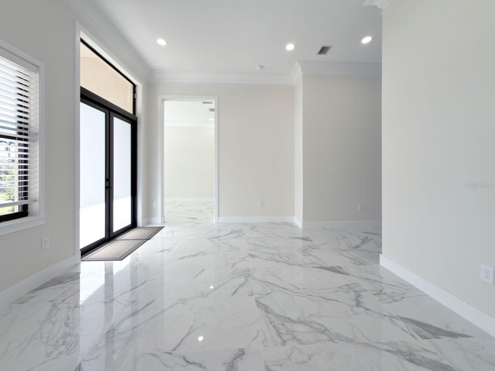 Image 8 of 65 For 9222 Rosebud Circle