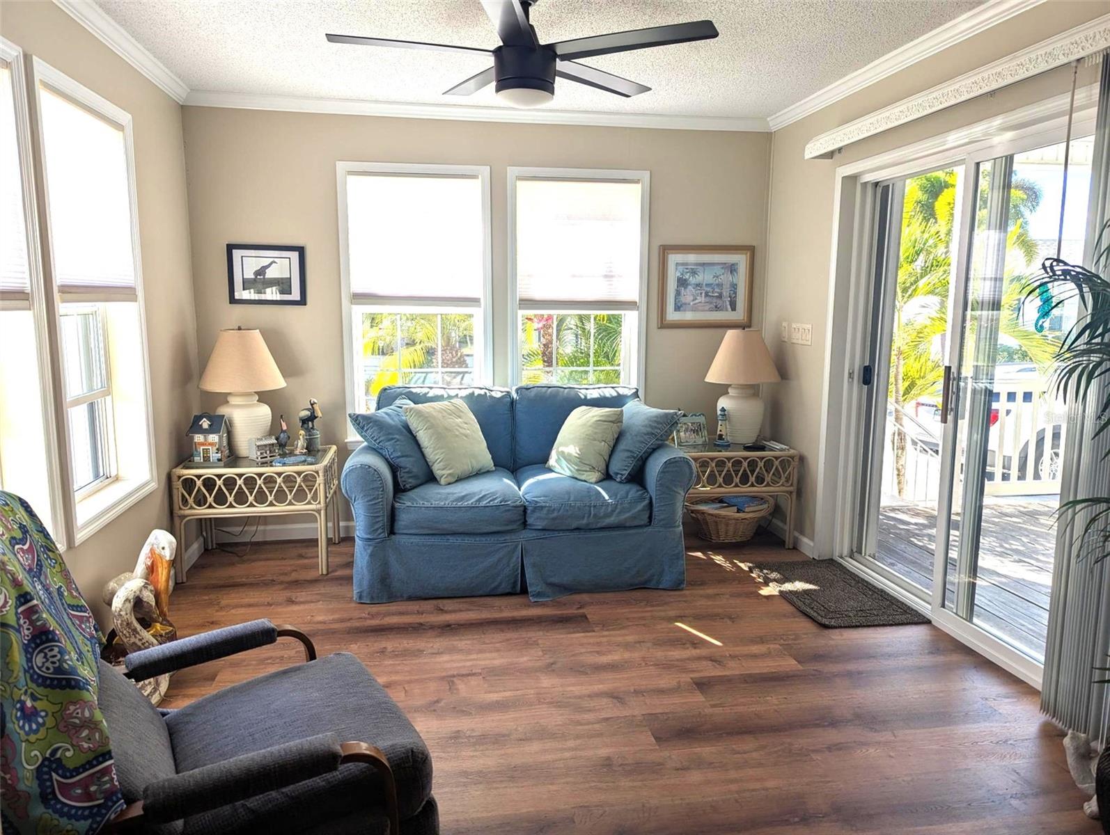 Image 2 of 58 For 2100 Kings Hwy  1094
