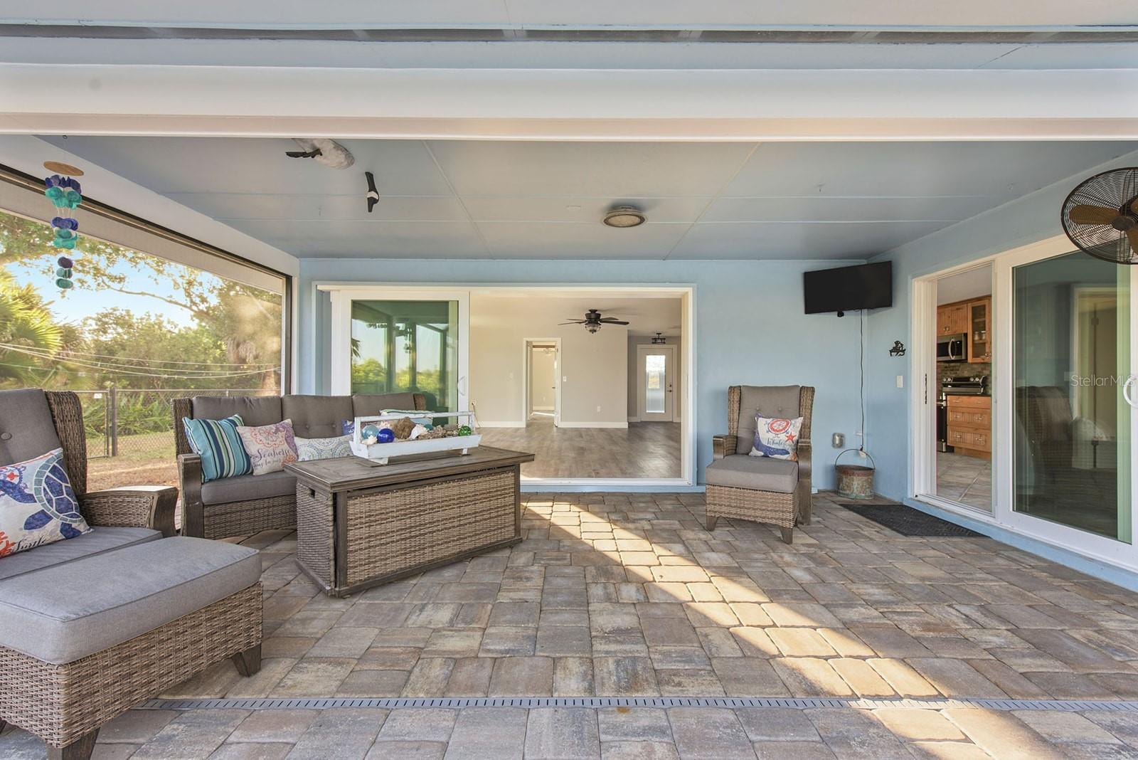 Image 31 of 72 For 300 Bay Heights Avenue