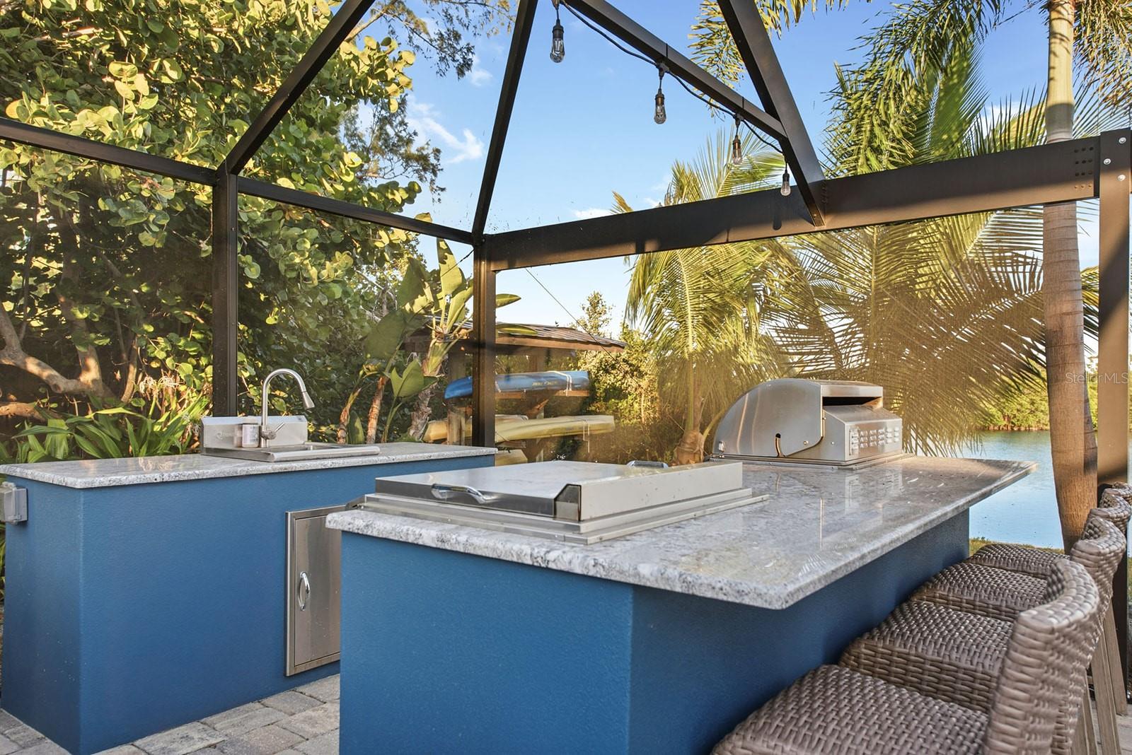 Image 39 of 72 For 300 Bay Heights Avenue