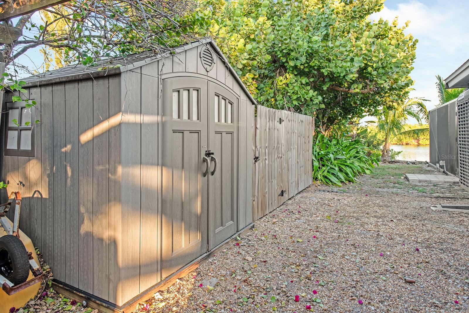 Image 55 of 72 For 300 Bay Heights Avenue