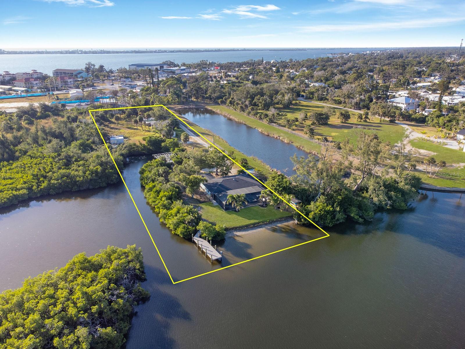 Image 70 of 72 For 300 Bay Heights Avenue