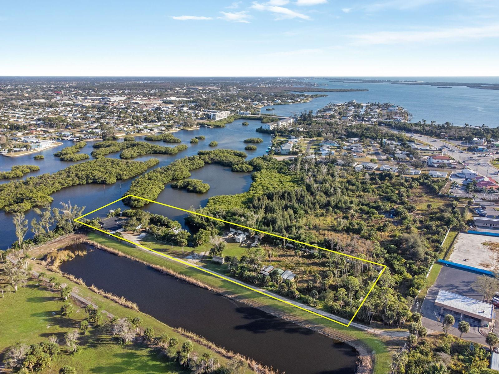 Image 71 of 72 For 300 Bay Heights Avenue