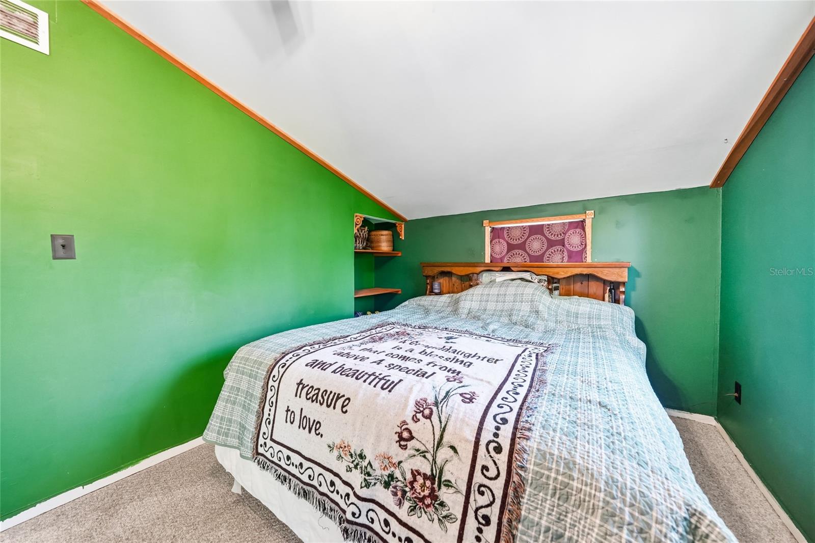 Image 19 of 56 For 28094 Chinquapin Drive