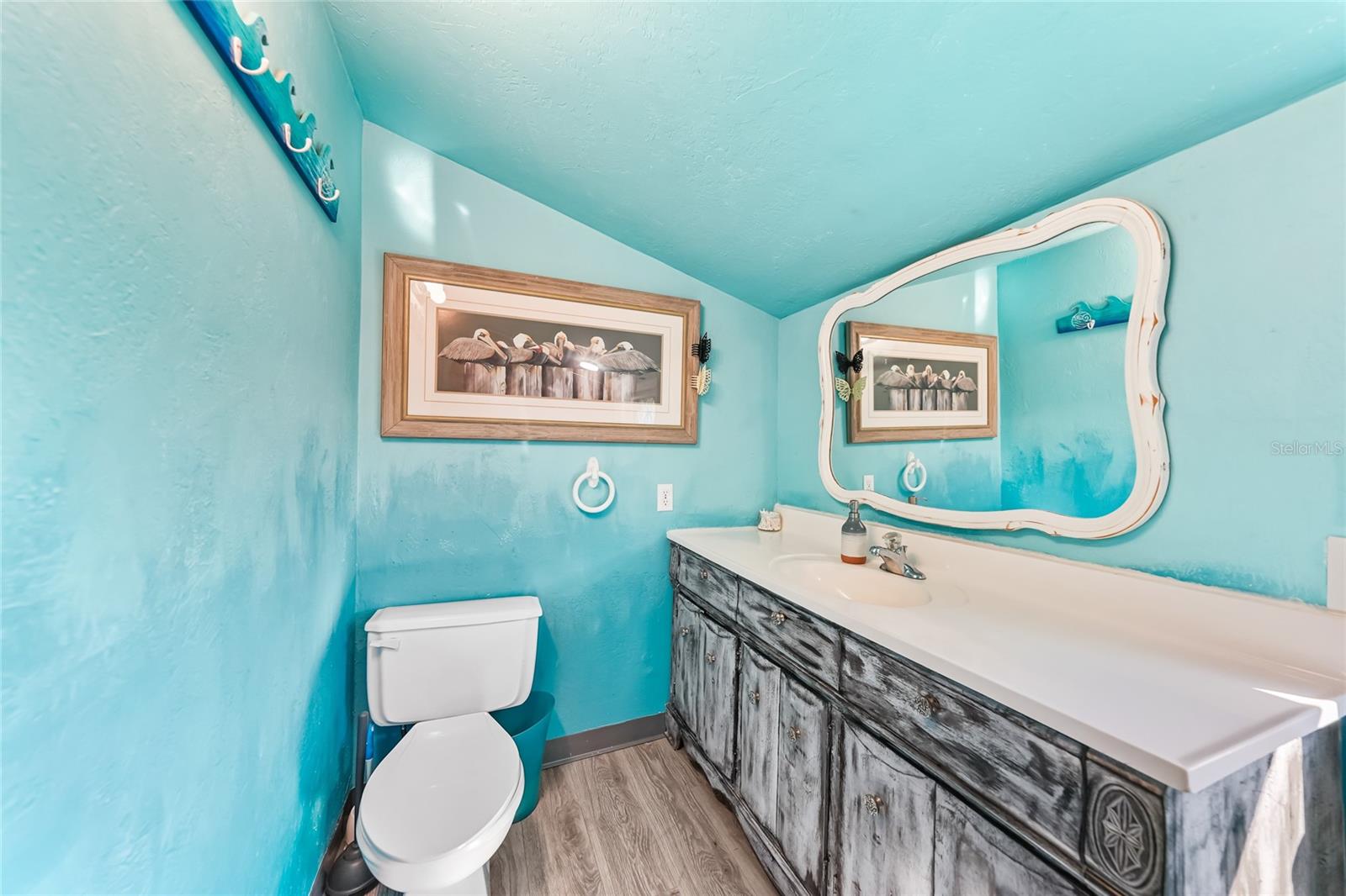 Image 20 of 56 For 28094 Chinquapin Drive