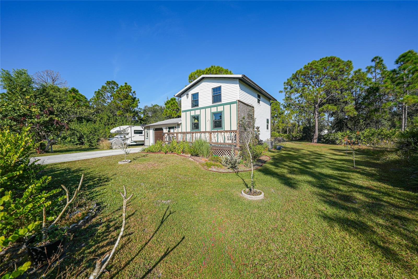 Image 37 of 56 For 28094 Chinquapin Drive