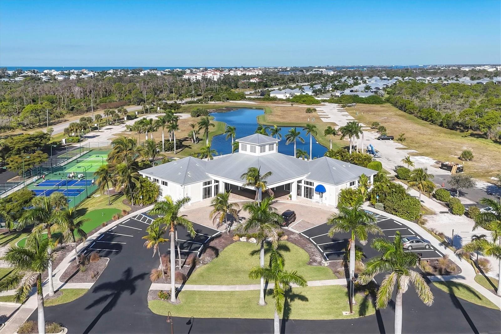 Image 36 of 50 For 8407 Placida Road 307