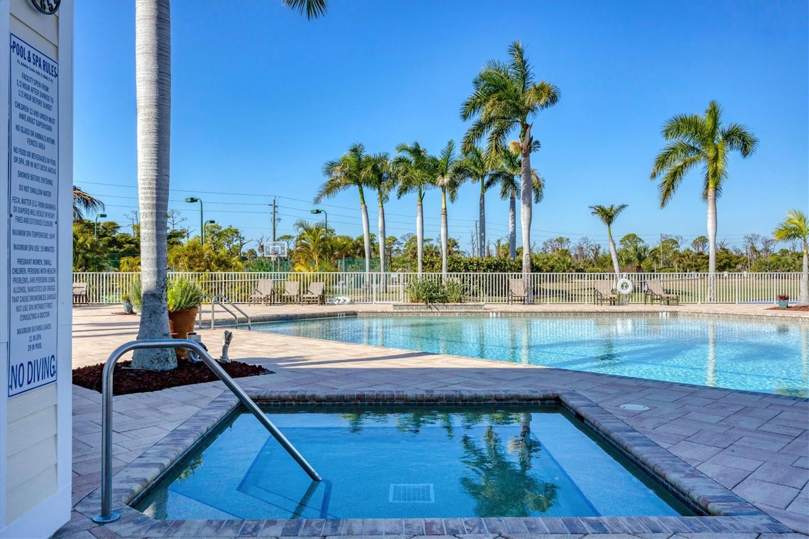 Image 42 of 50 For 8407 Placida Road 307