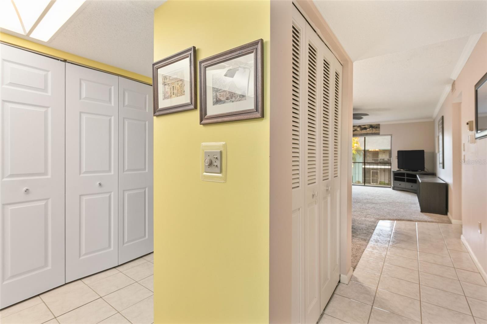 Image 37 of 68 For 1730 Manasota Beach Road 207