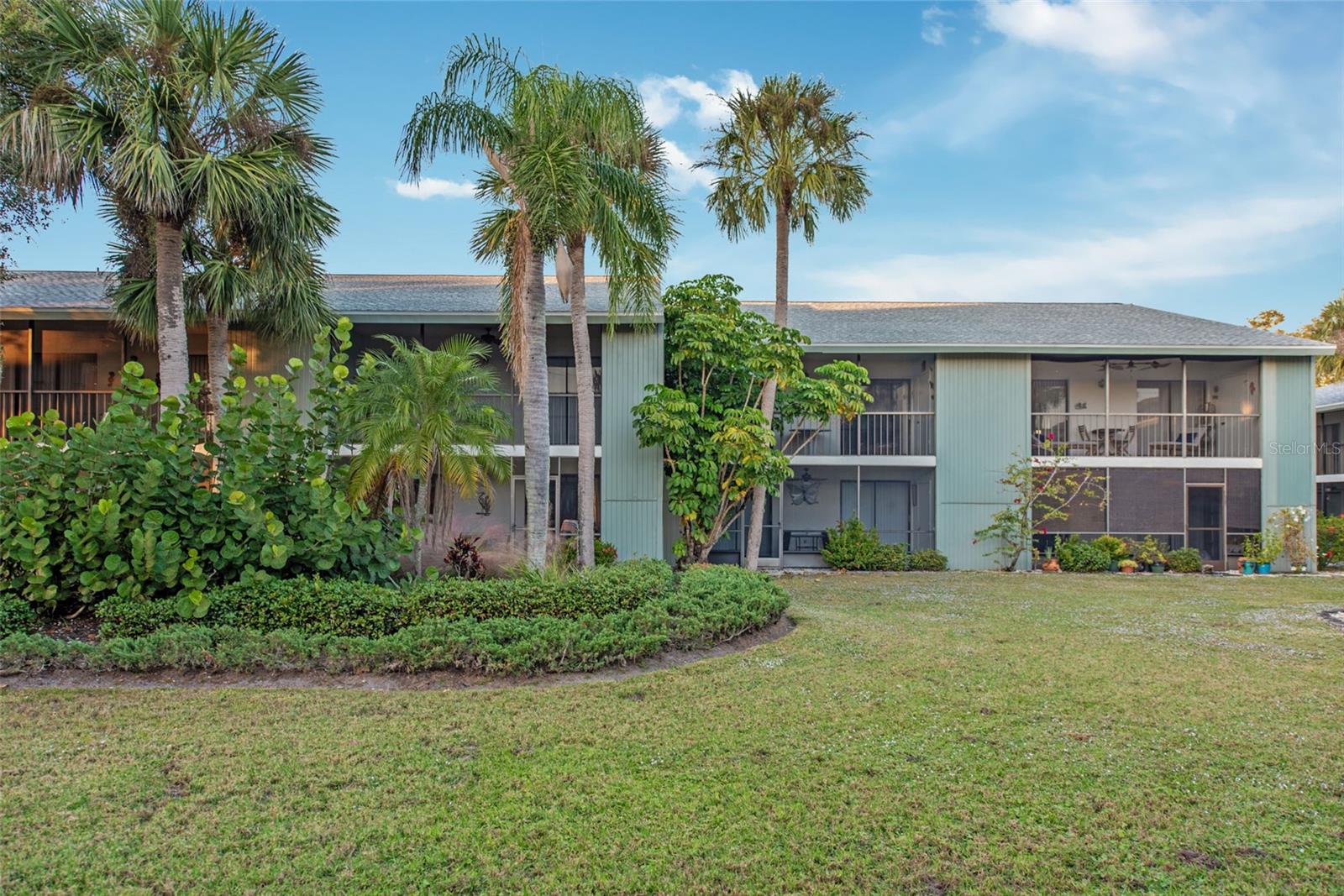 Image 53 of 68 For 1730 Manasota Beach Road 207