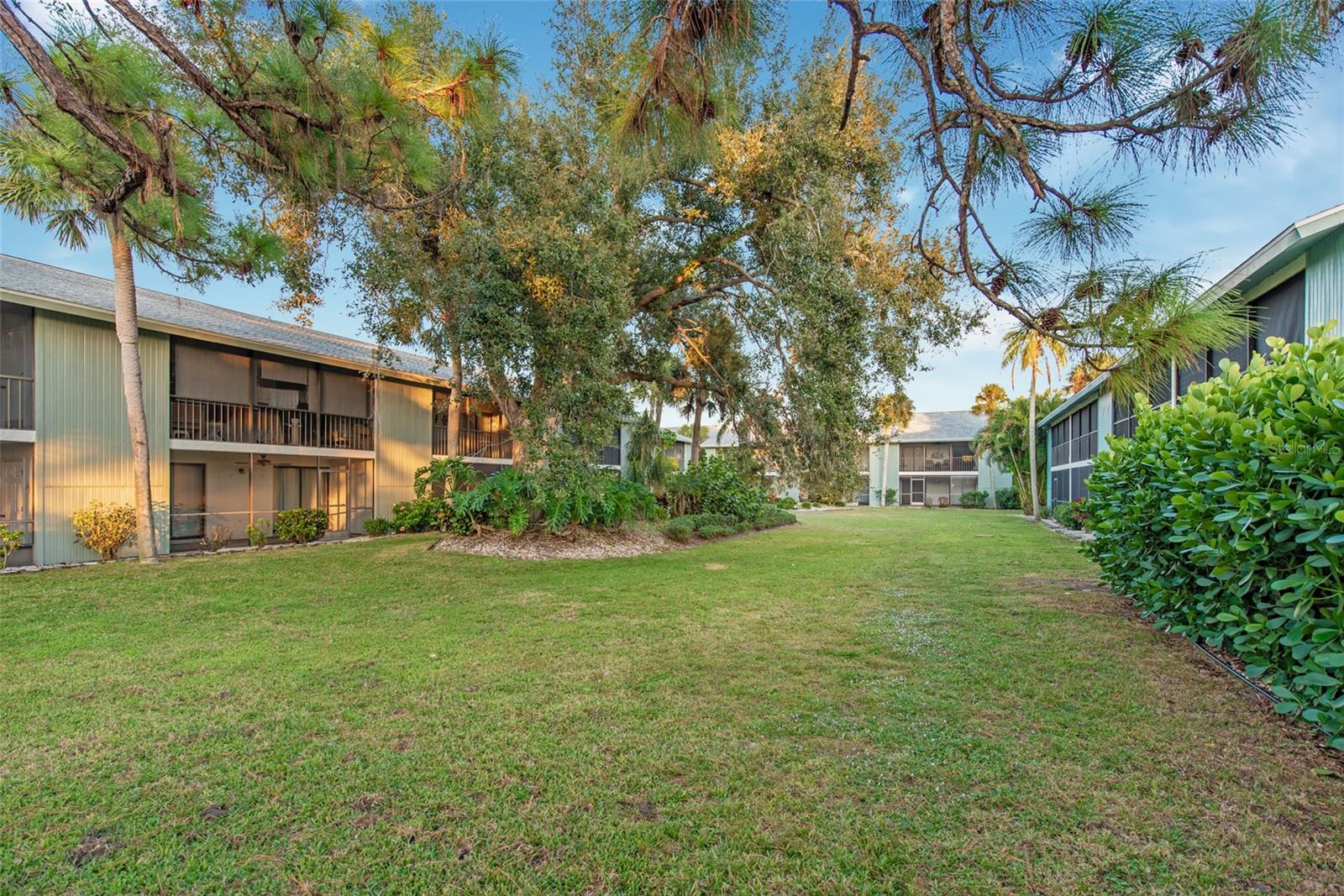 Image 55 of 68 For 1730 Manasota Beach Road 207