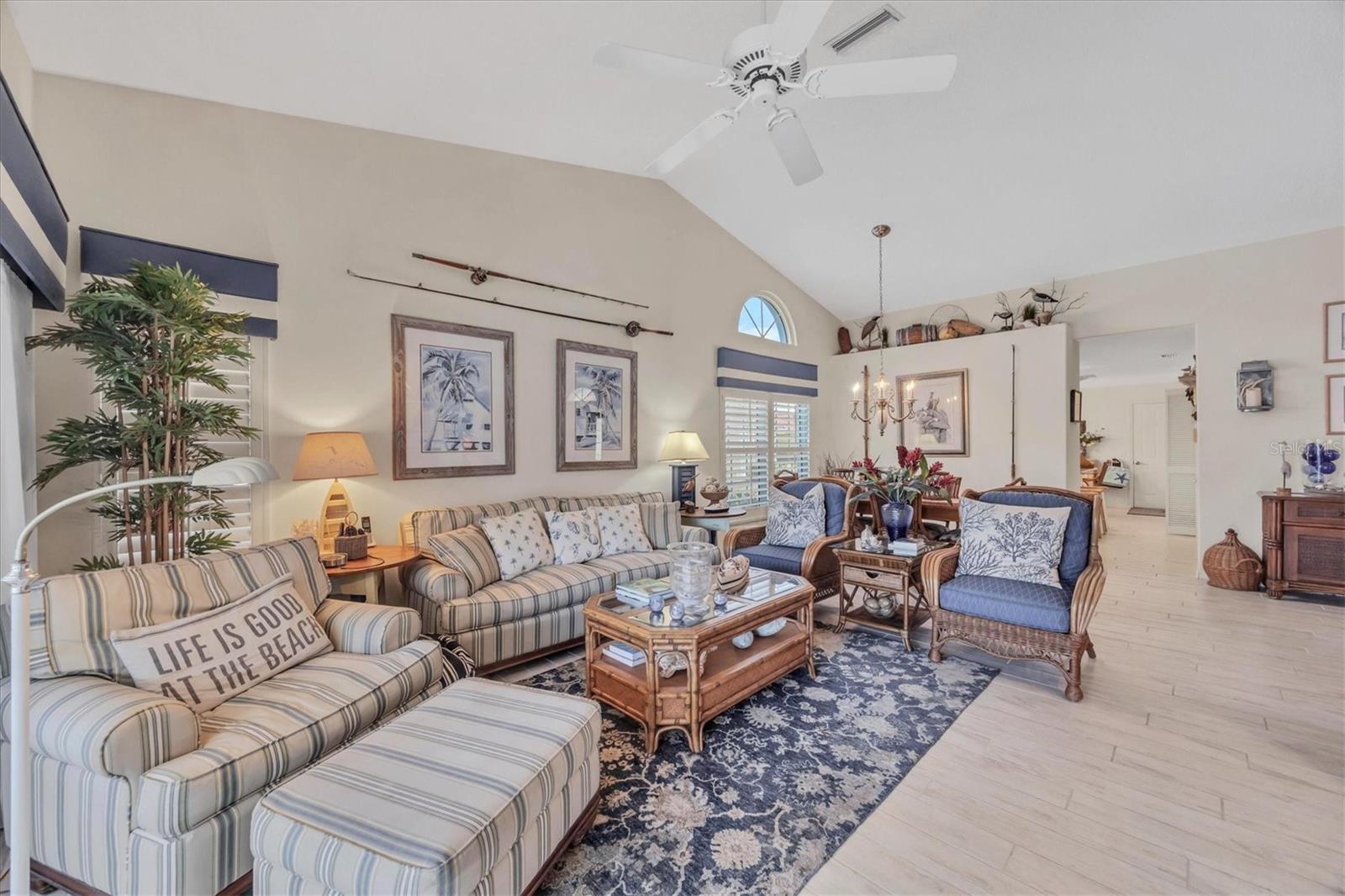 Image 11 of 59 For 8320 Creekview Lane