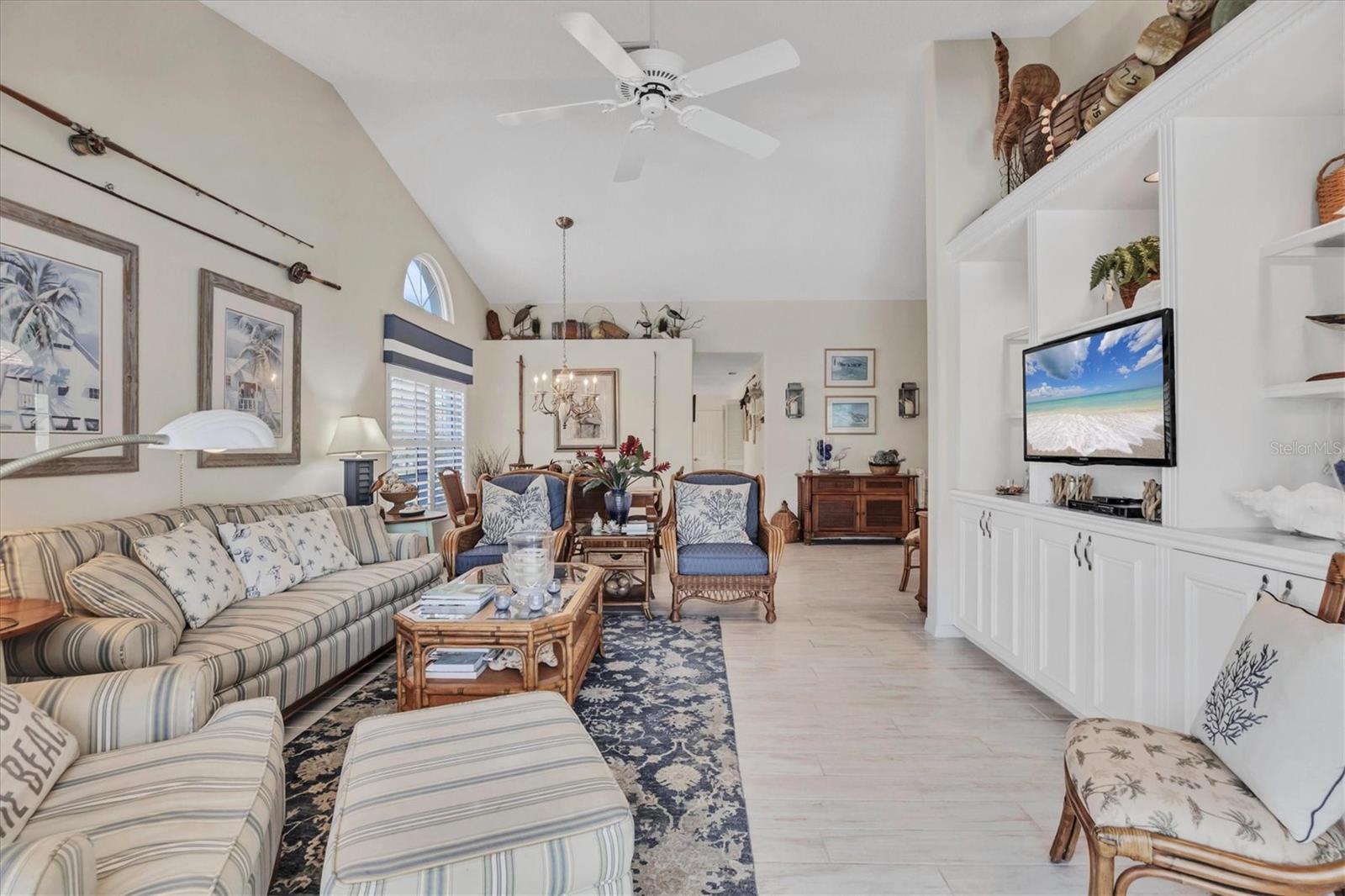 Image 12 of 59 For 8320 Creekview Lane