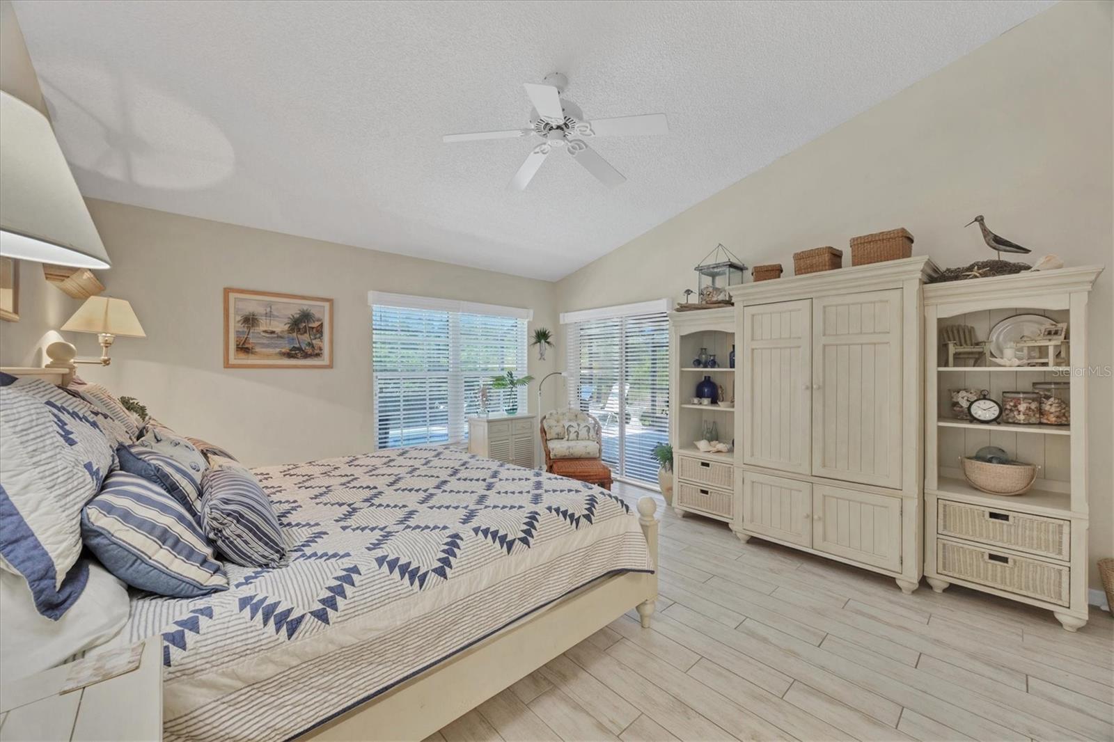 Image 22 of 59 For 8320 Creekview Lane