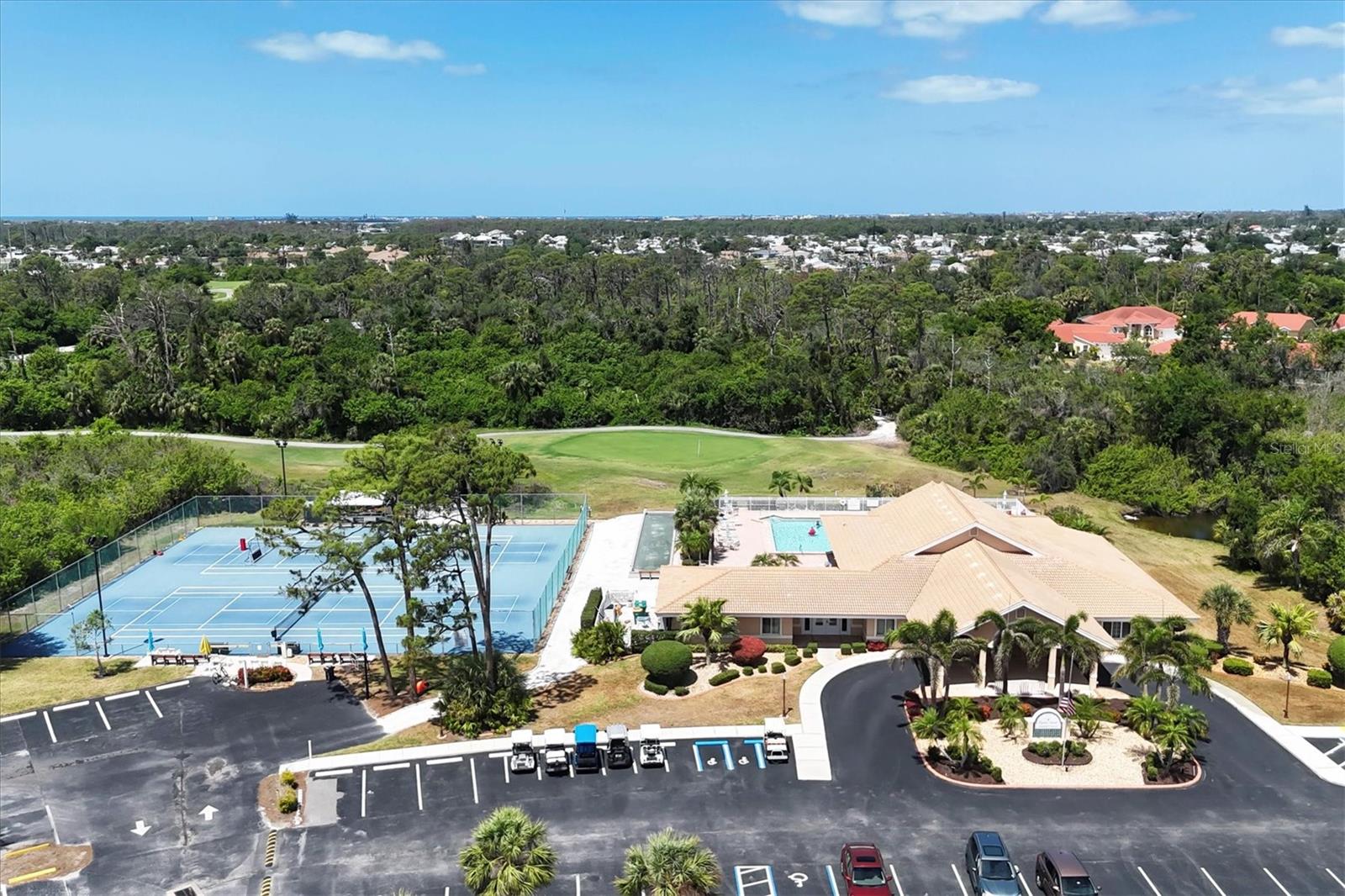 Image 46 of 59 For 8320 Creekview Lane