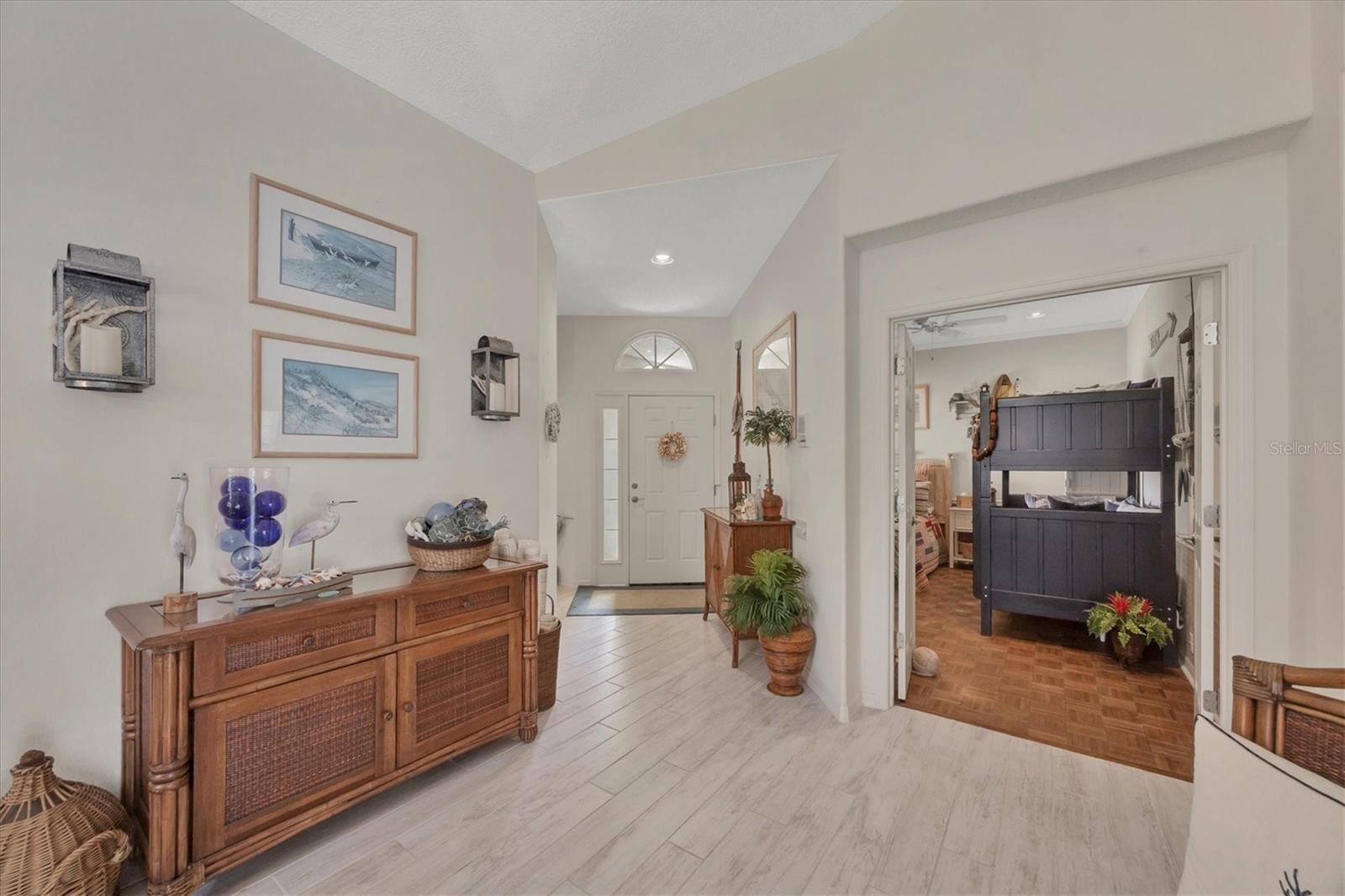 Image 8 of 59 For 8320 Creekview Lane