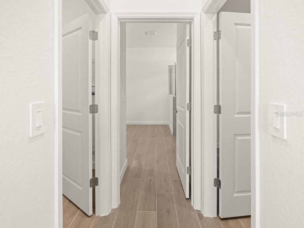 Image 10 of 24 For 7897 Lakes Edge Lane