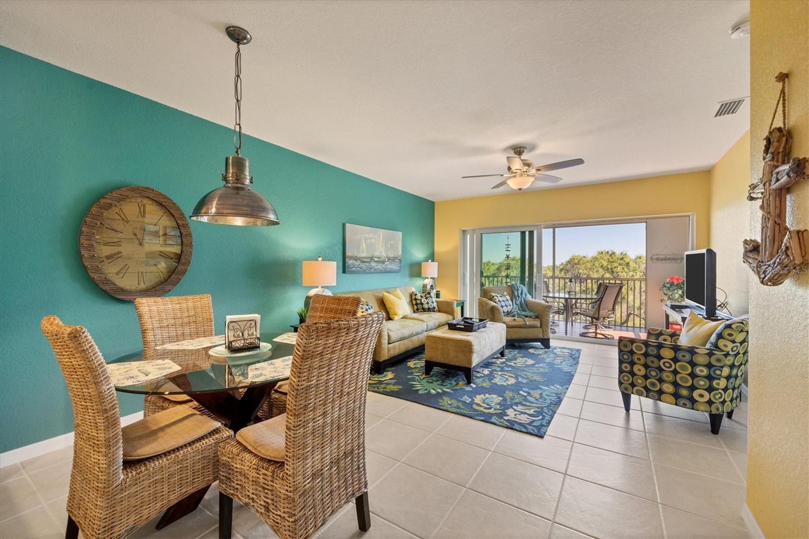 Image 15 of 57 For 8413 Placida Road 407