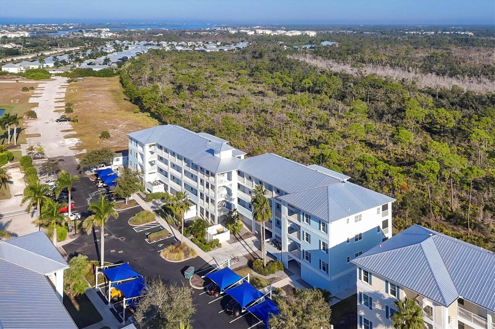 Image 29 of 57 For 8413 Placida Road 407