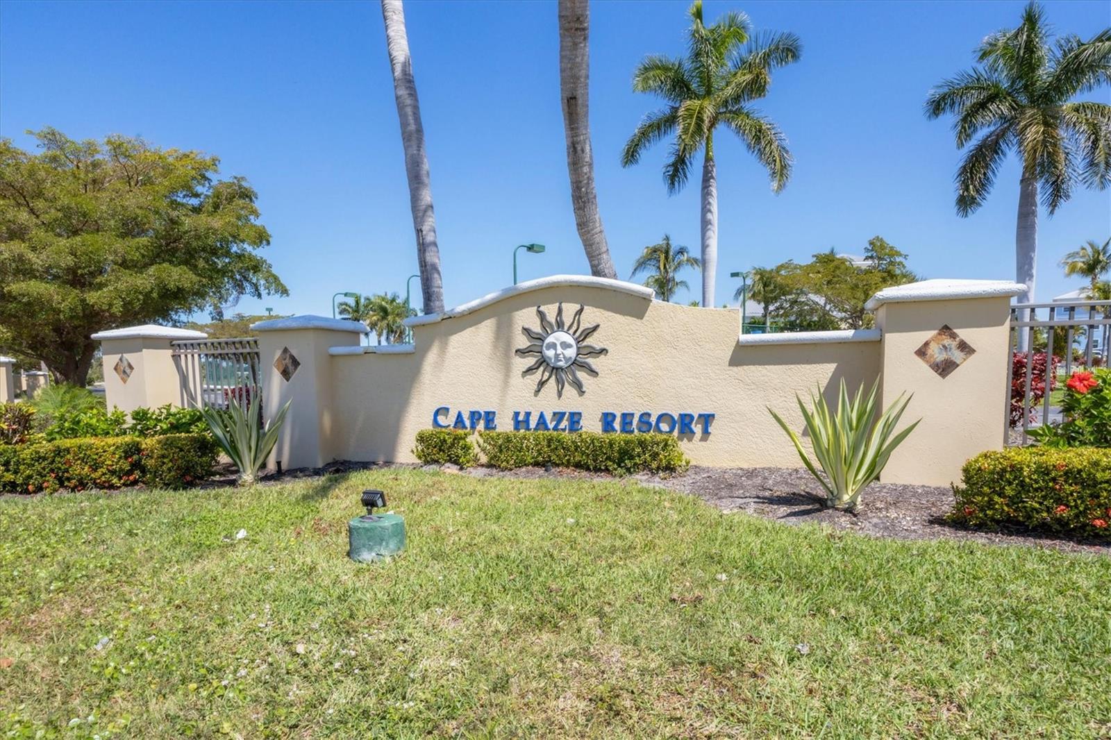 Image 3 of 57 For 8413 Placida Road 407