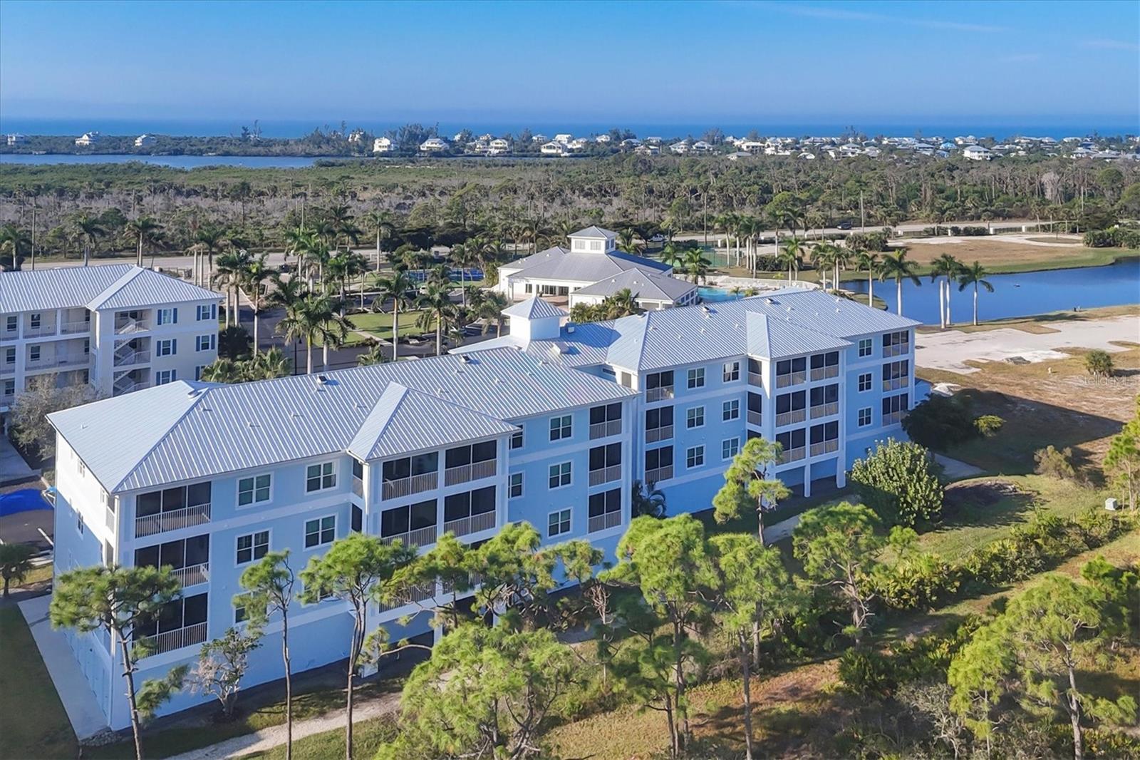 Image 31 of 57 For 8413 Placida Road 407