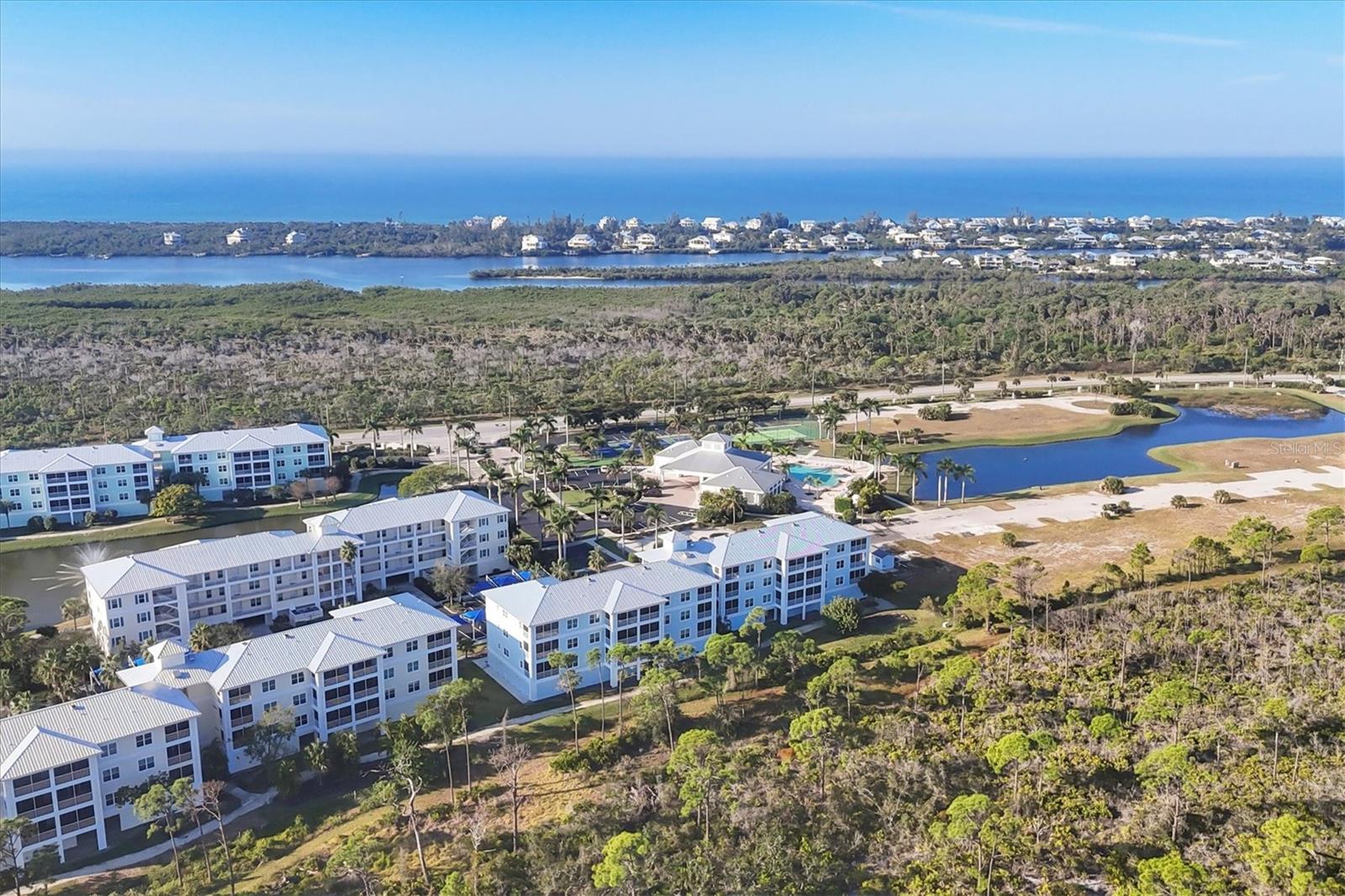 Image 33 of 57 For 8413 Placida Road 407